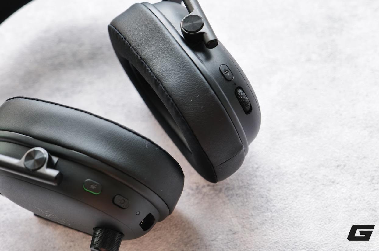 Đập hộp bộ đôi tai nghe gaming mới dành cho fan “rắn 3 đầu” Razer BlackShark V3 và V3 Pro: Thiết kế cá tính, đeo êm và thoáng, driver TriForce mạnh mẽ, có cả ANC- Ảnh 6. Đập hộp bộ đôi tai nghe gaming mới dành cho fan “rắn 3 đầu” Razer BlackShark V3 và V3 Pro: Thiết kế cá tính, đeo êm và thoáng, driver TriForce mạnh mẽ, có cả ANC- Ảnh 6.