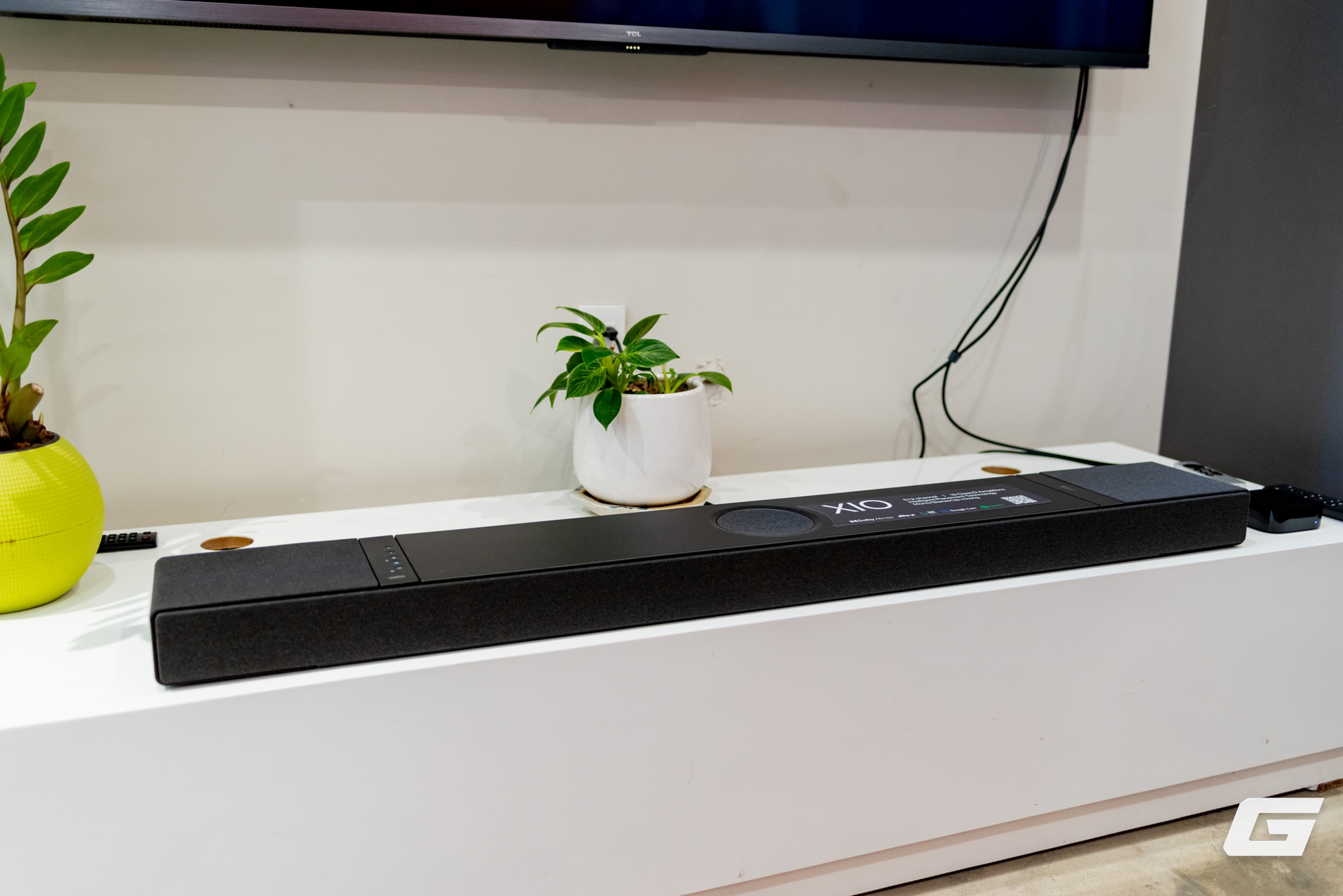 Cận cảnh KEF XIO: Loa thanh trị giá 60 triệu có gì đặc biệt- Ảnh 1. Cận cảnh KEF XIO: Loa thanh trị giá 60 triệu có gì đặc biệt- Ảnh 1.