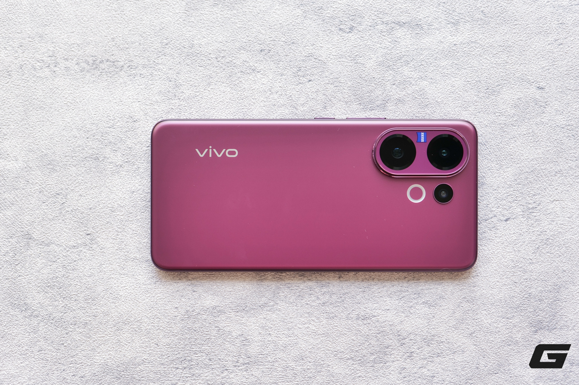 Trên tay vivo V60: Trang bị camera hợp tác với ZEISS, pin khủng 6500mAh, sắp về Việt Nam- Ảnh 2. Trên tay vivo V60: Trang bị camera hợp tác với ZEISS, pin khủng 6500mAh, sắp về Việt Nam- Ảnh 2.