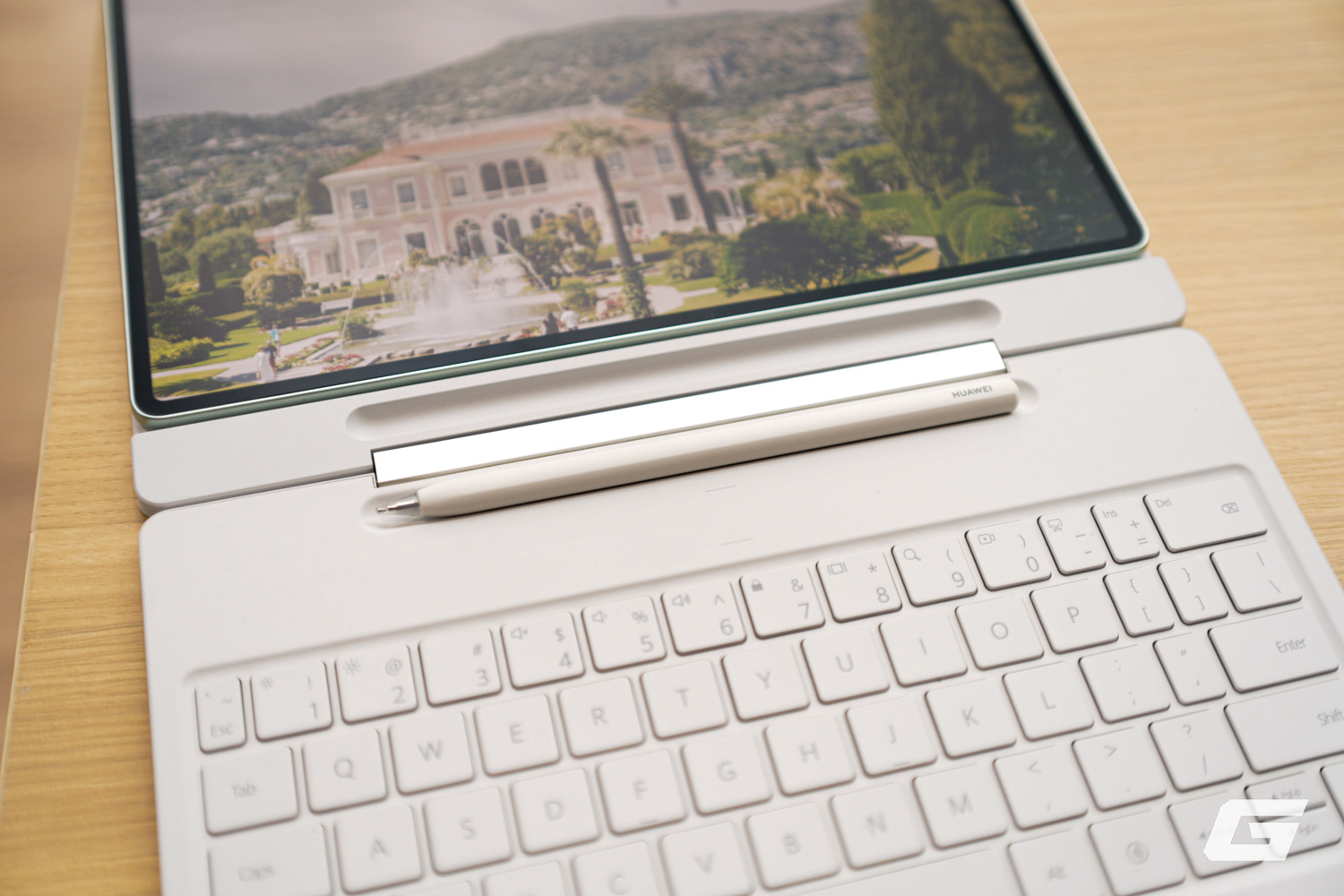 Đây là iPad Pro của Huawei: Màn Tandem OLED đẹp mê, cứng - mềm đều "ngon", giá 20 triệu tặng bao da bàn phím và bút- Ảnh 29. Đây là iPad Pro của Huawei: Màn Tandem OLED đẹp mê, cứng - mềm đều "ngon", giá 20 triệu tặng bao da bàn phím và bút- Ảnh 29.