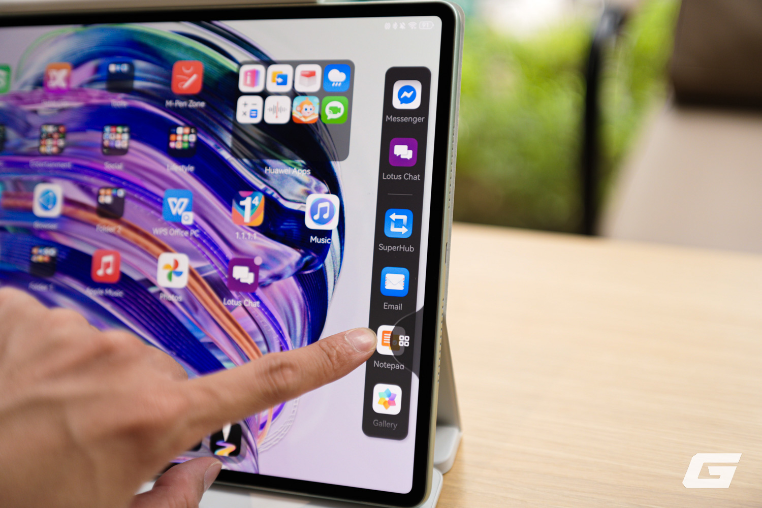 Đây là iPad Pro của Huawei: Màn Tandem OLED đẹp mê, cứng - mềm đều "ngon", giá 20 triệu tặng bao da bàn phím và bút- Ảnh 13. Đây là iPad Pro của Huawei: Màn Tandem OLED đẹp mê, cứng - mềm đều "ngon", giá 20 triệu tặng bao da bàn phím và bút- Ảnh 13.