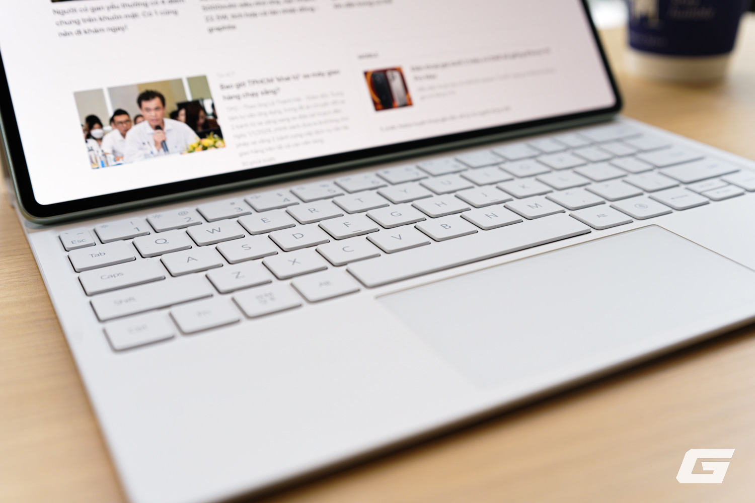 Đây là iPad Pro của Huawei: Màn Tandem OLED đẹp mê, cứng - mềm đều "ngon", giá 20 triệu tặng bao da bàn phím và bút- Ảnh 26. Đây là iPad Pro của Huawei: Màn Tandem OLED đẹp mê, cứng - mềm đều "ngon", giá 20 triệu tặng bao da bàn phím và bút- Ảnh 26.
