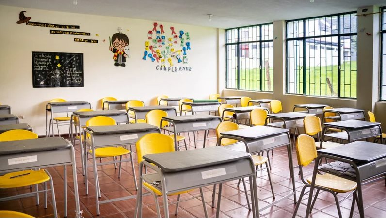 Lạm dụng AI, học sinh một quốc gia ngày càng học kém: ChatGPT, Gemini biến trẻ em vùng quê thành những kẻ lười suy nghĩ, phụ thuộc vào công nghệ- Ảnh 3. Lạm dụng AI, học sinh một quốc gia ngày càng học kém: ChatGPT, Gemini biến trẻ em vùng quê thành những kẻ lười suy nghĩ, phụ thuộc vào công nghệ- Ảnh 3.
