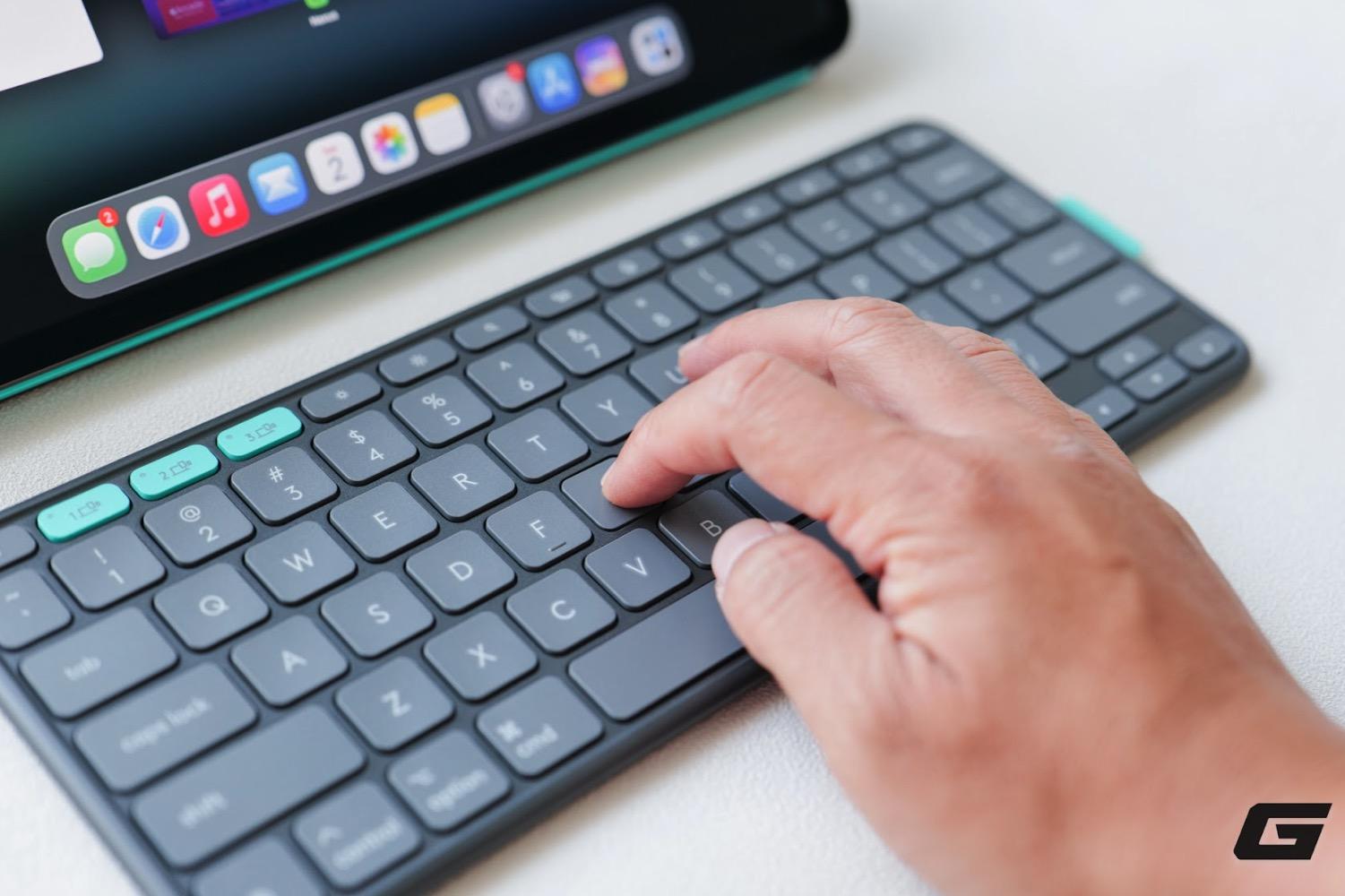 Trải nghiệm Logitech Flip Folio: Một trong những bao da kiêm bàn phím rời độc đáo nhất dành cho iPad- Ảnh 11. Trải nghiệm Logitech Flip Folio: Một trong những bao da kiêm bàn phím rời độc đáo nhất dành cho iPad- Ảnh 11.