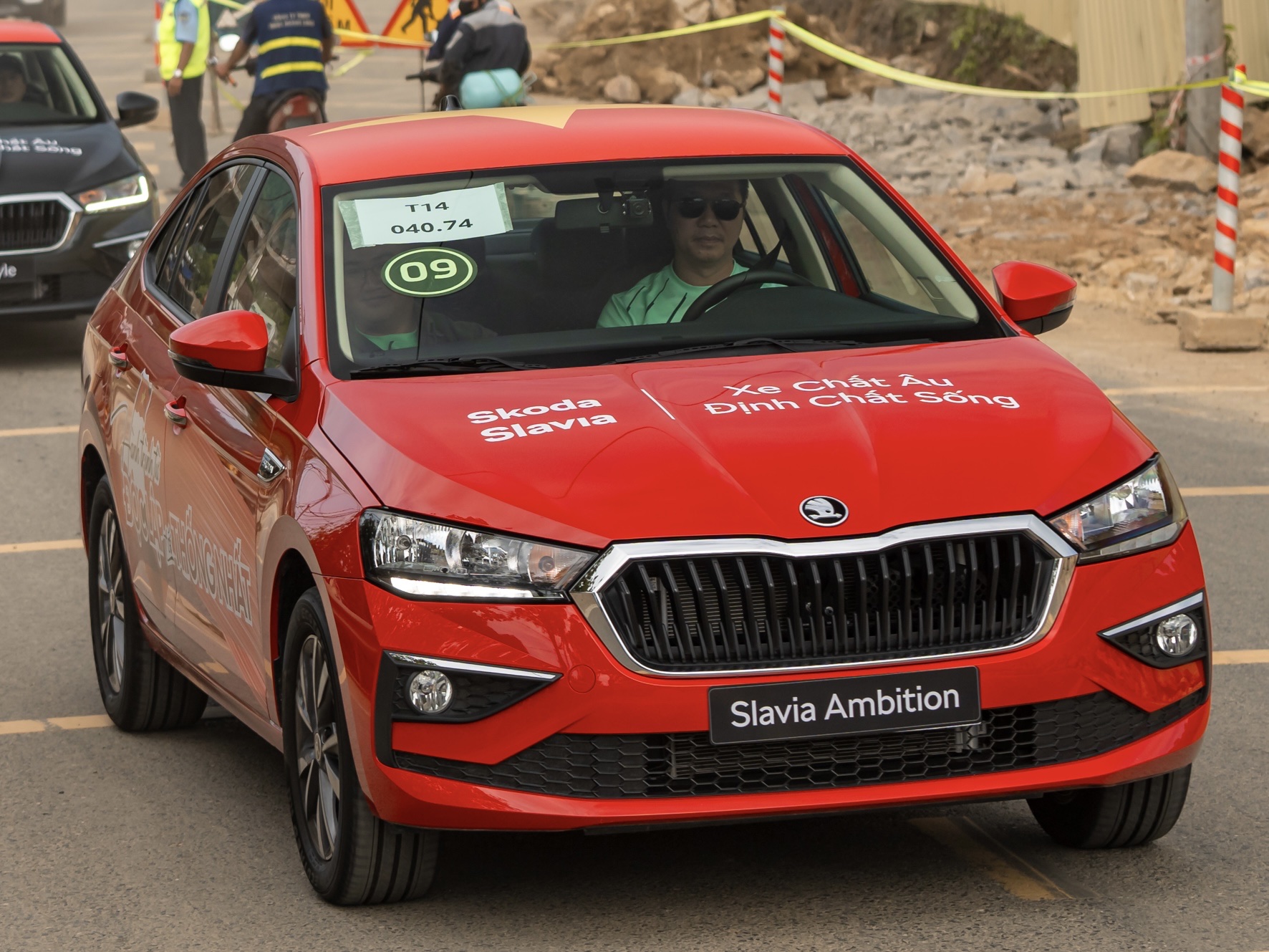 TGĐ Skoda Việt Nam: ‘Chúng tôi bán giá tốt ngay từ đầu để không phải chạy đua giảm giá về sau’- Ảnh 4. TGĐ Skoda Việt Nam: ‘Chúng tôi bán giá tốt ngay từ đầu để không phải chạy đua giảm giá về sau’- Ảnh 4.