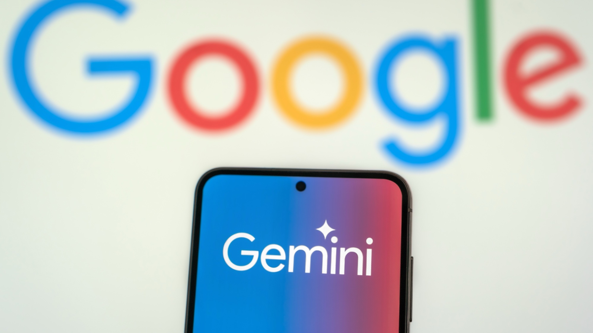 Gemini bị chiếm quyền, hacker có thể mở rèm, bật đèn trong nhà nạn nhân- Ảnh 1. Gemini bị chiếm quyền, hacker có thể mở rèm, bật đèn trong nhà nạn nhân- Ảnh 1.