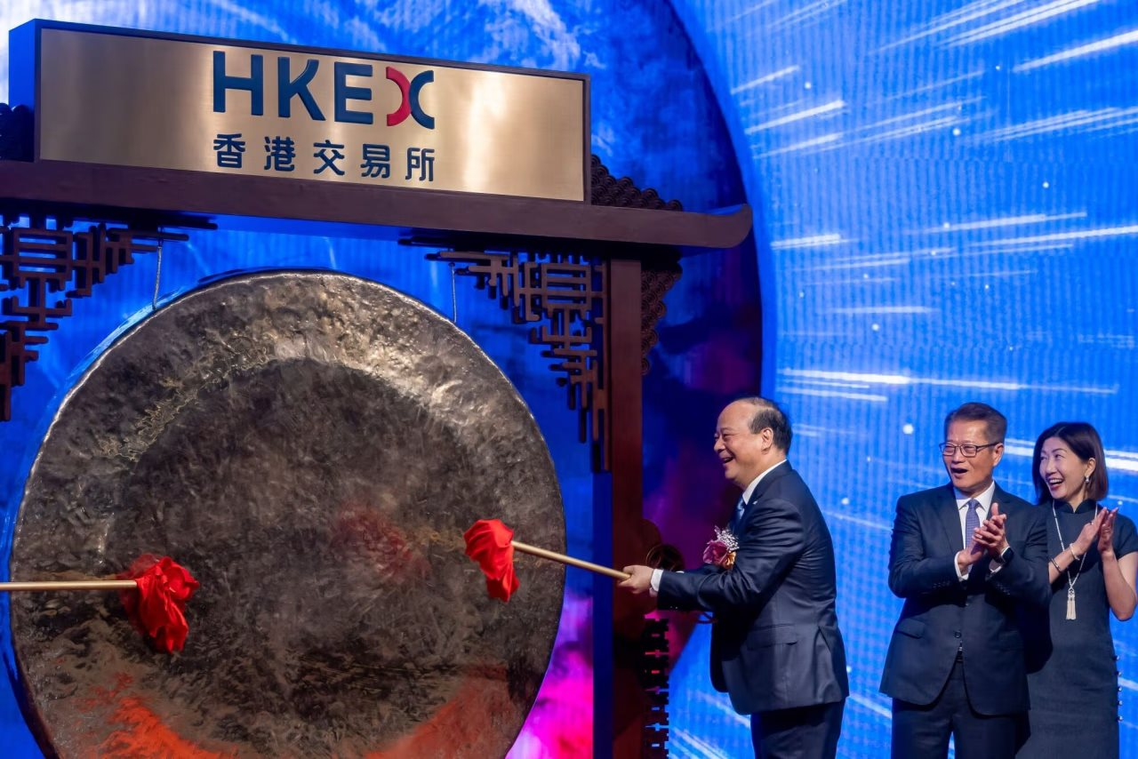 Cứ 3 xe điện thì có 1 xe dùng pin của vị tỷ phú này: Nhà sáng lập bí ẩn của hãng ắc quy lớn nhất thế giới, sống tối giản, rút kinh nghiệm từ Jack Ma- Ảnh 5.