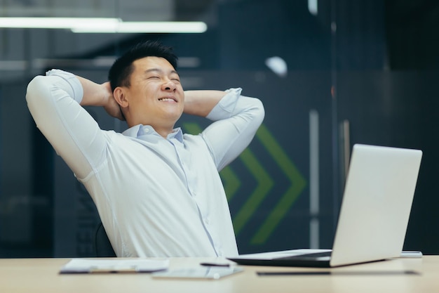 Deadline dí sát gáy, sếp giục liên tục? Cứ bình tĩnh trì hoãn, não bạn sẽ sáng tạo hơn- Ảnh 4.