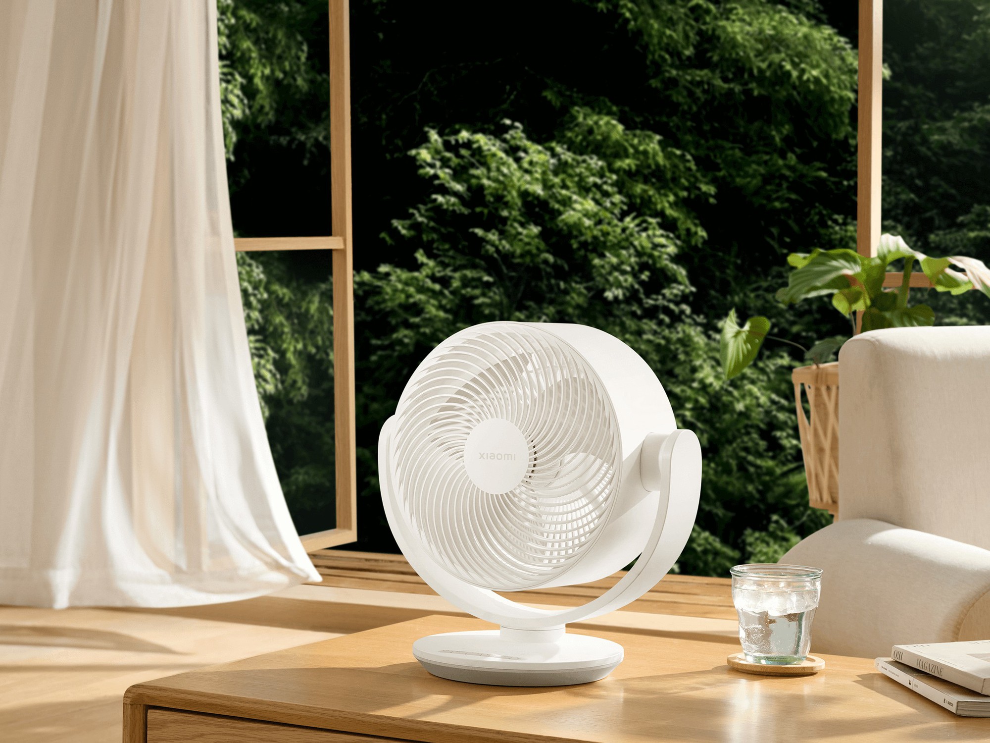 Quạt bàn mini mới của Xiaomi dáng đẹp, 100 cấp gió, điều khiển giọng nói, ở Việt Nam giá rẻ bằng 1 nửa Châu Âu- Ảnh 1.
