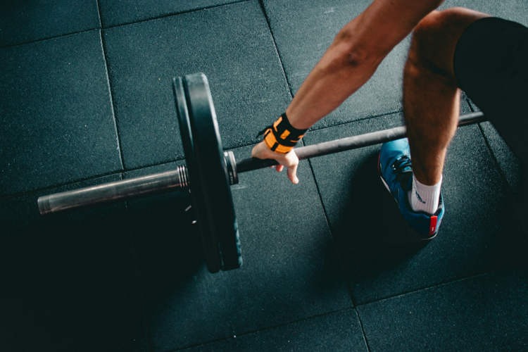 Người đàn ông Trung Quốc bị lừa mua thẻ tập gym có giá trị lên đến 300 năm- Ảnh 1.