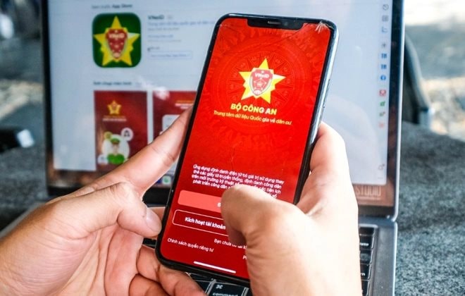 Ngay tháng sau, Bộ Công an sẽ triển khai thí điểm tính năng mới trên VNeID, người dân cần biết kẻo mất quyền lợi- Ảnh 1. Ngay tháng sau, Bộ Công an sẽ triển khai thí điểm tính năng mới trên VNeID, người dân cần biết kẻo mất quyền lợi- Ảnh 1.