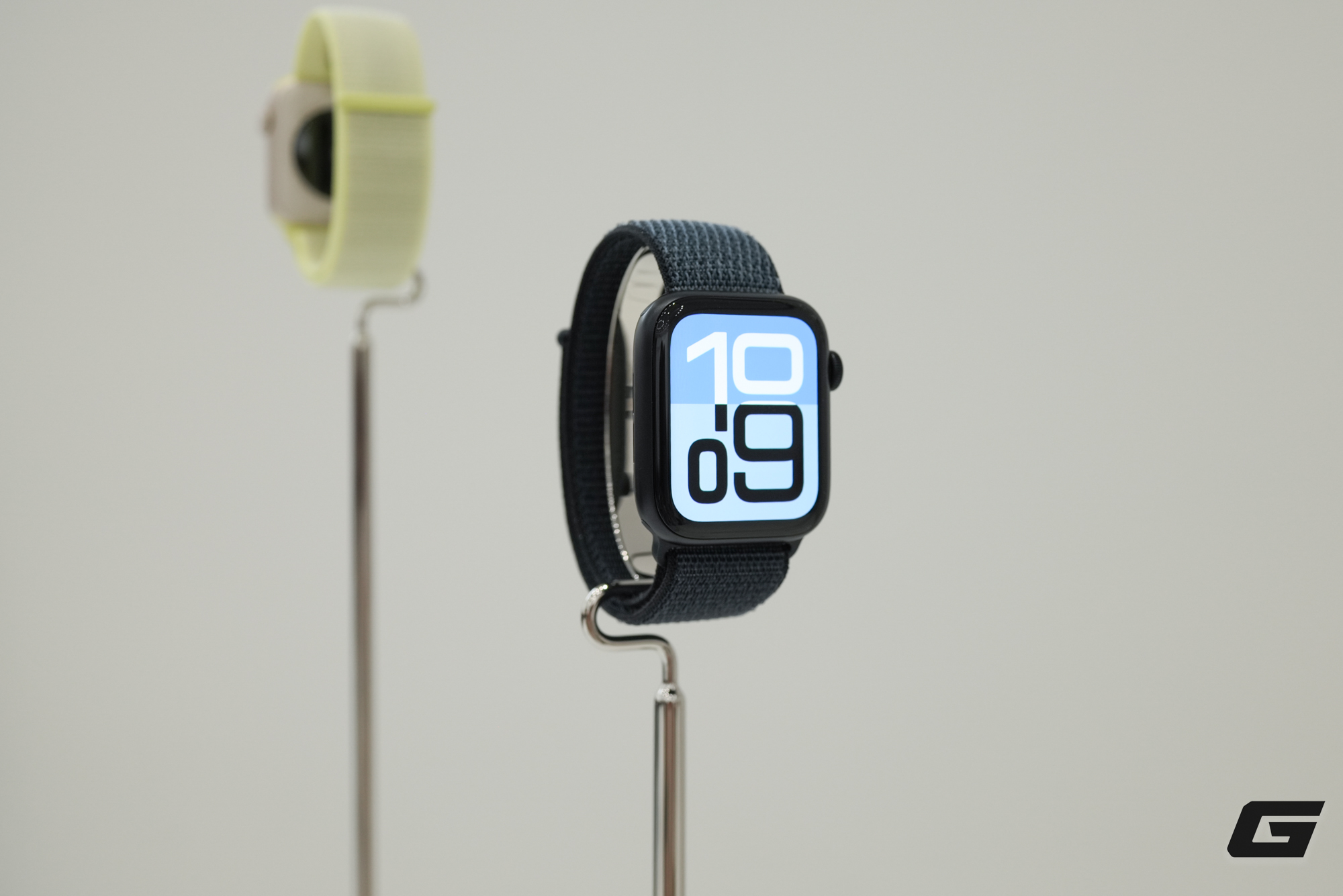 Cận cảnh bộ 3 Apple Watch mới tại sự kiện ra mắt: Những nâng cấp rõ rệt của Series 11, Ultra 3 và SE 3- Ảnh 2. Cận cảnh bộ 3 Apple Watch mới tại sự kiện ra mắt: Những nâng cấp rõ rệt của Series 11, Ultra 3 và SE 3- Ảnh 2.