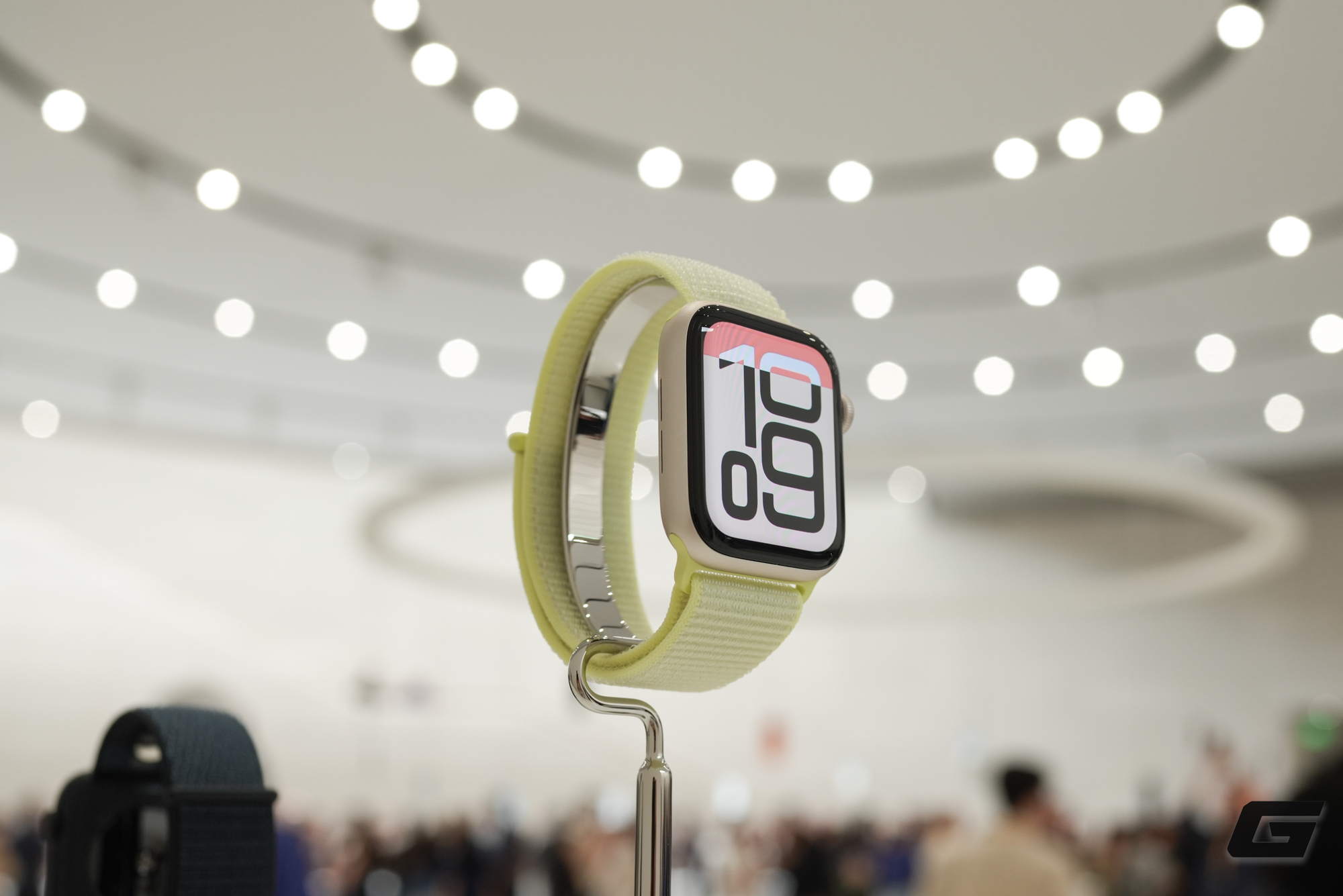 Cận cảnh bộ 3 Apple Watch mới tại sự kiện ra mắt: Những nâng cấp rõ rệt của Series 11, Ultra 3 và SE 3- Ảnh 5. Cận cảnh bộ 3 Apple Watch mới tại sự kiện ra mắt: Những nâng cấp rõ rệt của Series 11, Ultra 3 và SE 3- Ảnh 5.
