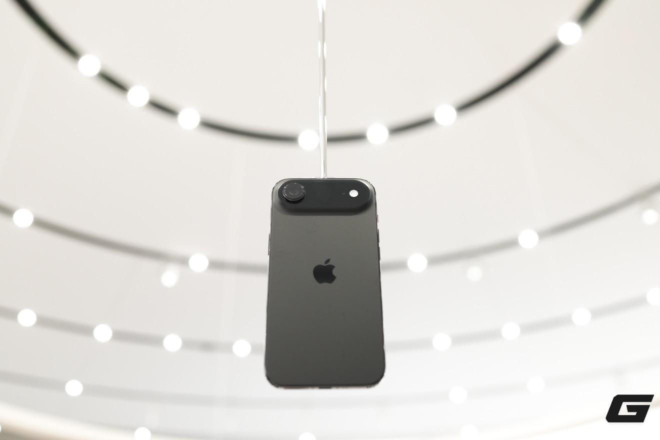 Cụm camera mới trên iPhone 17 series: Gây tranh cãi, nhưng lại giải quyết một vấn đề lâu năm- Ảnh 6. Cụm camera mới trên iPhone 17 series: Gây tranh cãi, nhưng lại giải quyết một vấn đề lâu năm- Ảnh 6.