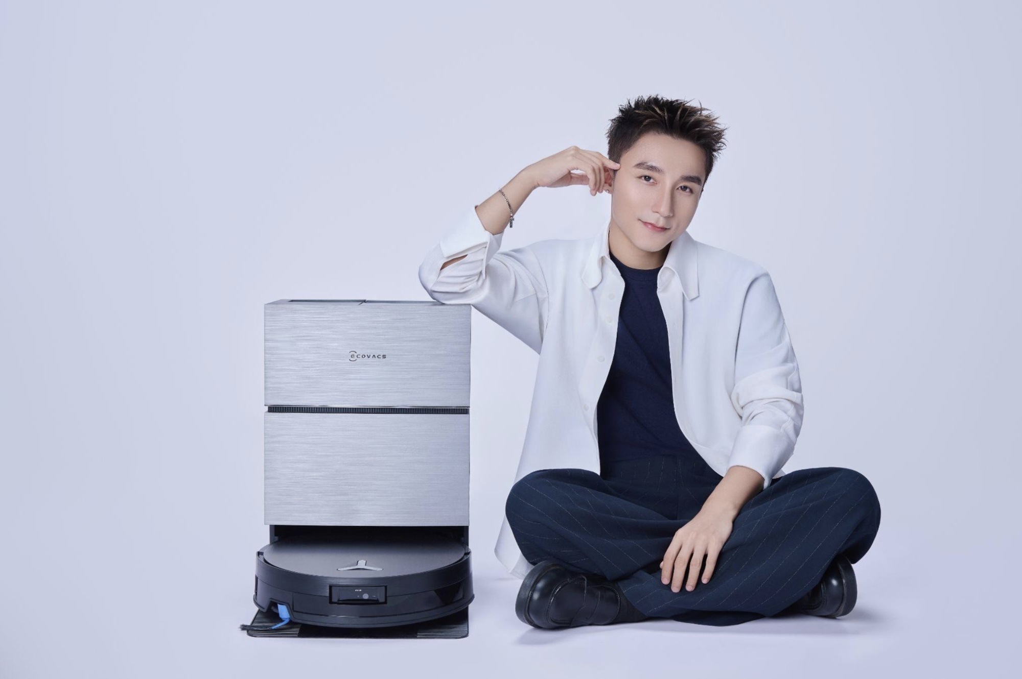 ECOVACS chính thức công bố Sơn Tùng M-TP trở thành đại sứ thương hiệu đầu tiên tại Việt Nam- Ảnh 3. ECOVACS chính thức công bố Sơn Tùng M-TP trở thành đại sứ thương hiệu đầu tiên tại Việt Nam- Ảnh 3.