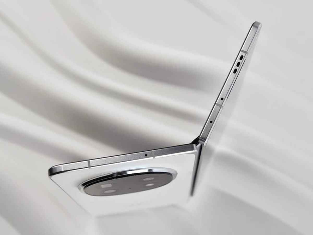 Cuộc ganh đua khốc liệt giữa OPPO Find N5 và Samsung Galaxy Z Fold7: Đâu mới xứng đáng là "Sản phẩm công nghệ kiến tạo xu hướng"- Ảnh 2.