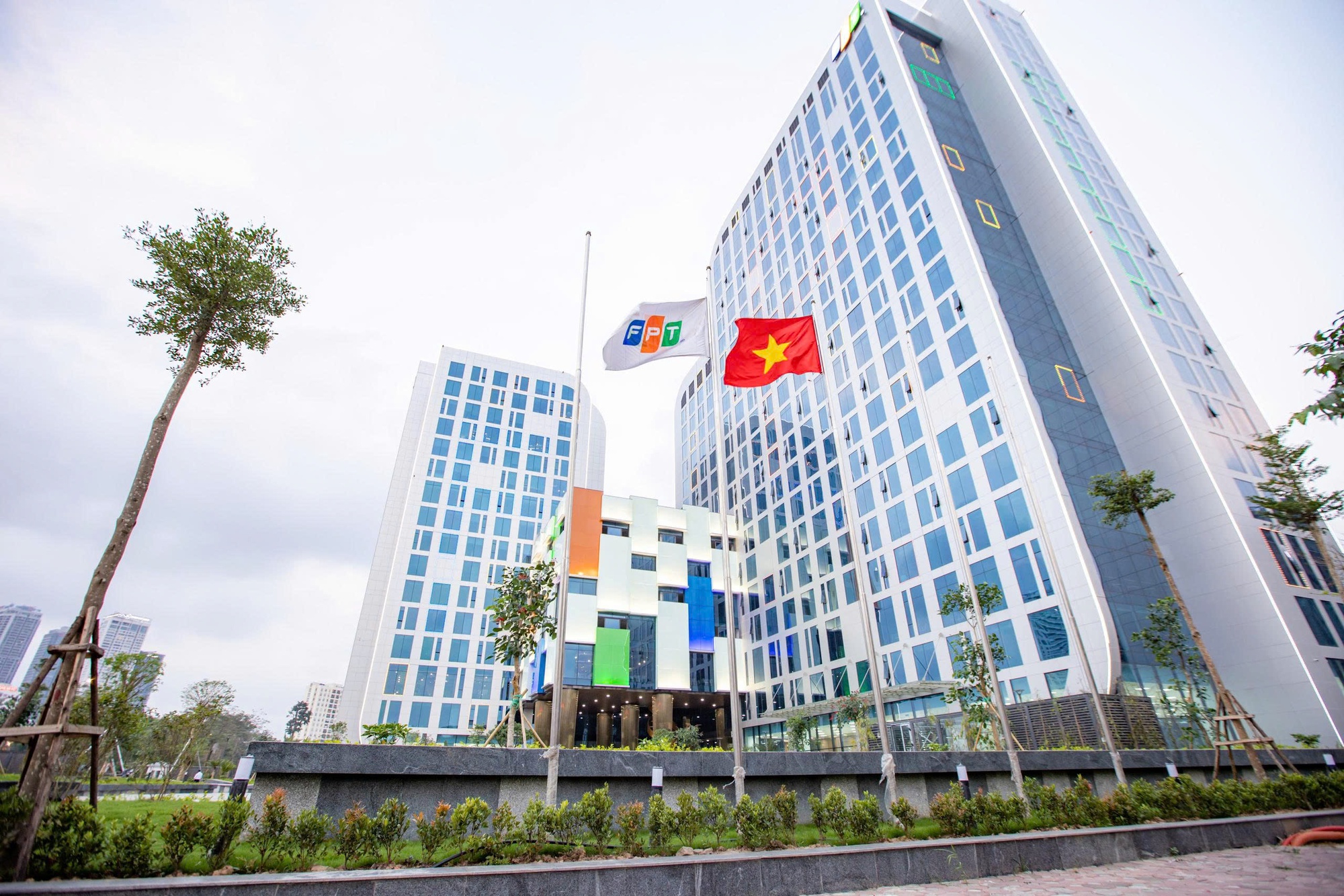 FPT bắt tay tập đoàn công nghiệp hàng đầu Đông Nam Á, mở ra cơ hội hợp tác AI trị giá 30 triệu USD- Ảnh 1.