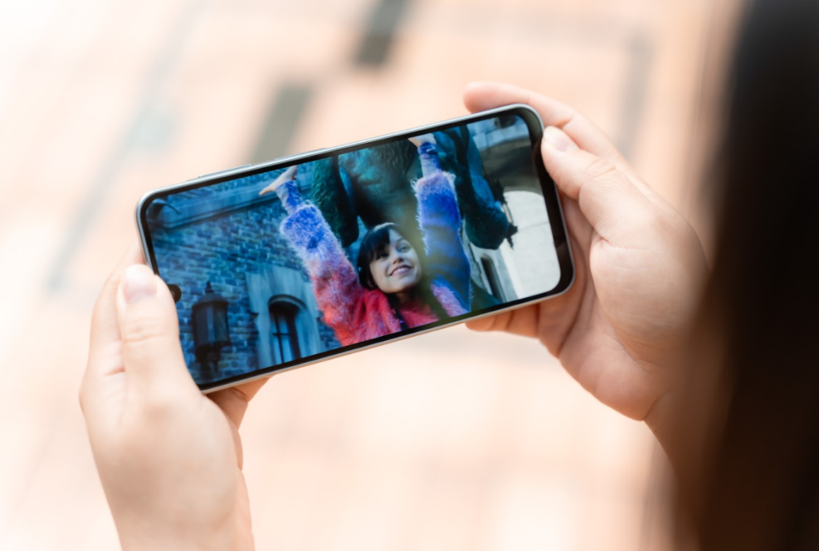 Nhân danh hội “ăn chắc mặc bền”: Đây là chiếc smartphone món hời cho người có ngân sách eo hẹp- Ảnh 3.