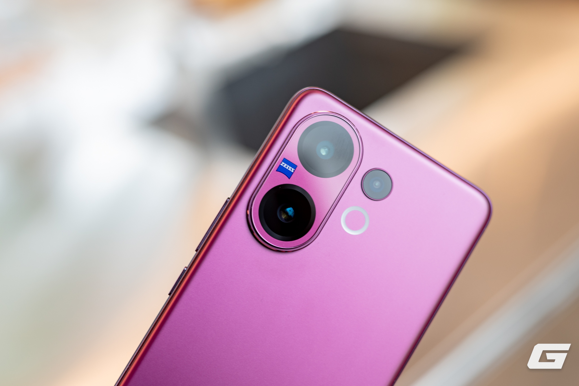 Trải nghiệm nhanh vivo V60: Thích ngay từ cái nhìn đầu tiên nhưng team “cấu hình thủ” cần cân nhắc- Ảnh 8.