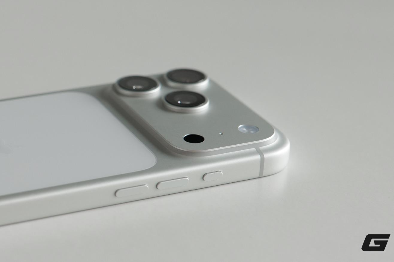 Sự trở lại của nhôm trên iPhone 17 Pro/Pro Max làm gợi nhớ cảm giác nguyên khối mà Apple đã làm tôi say mê- Ảnh 3.