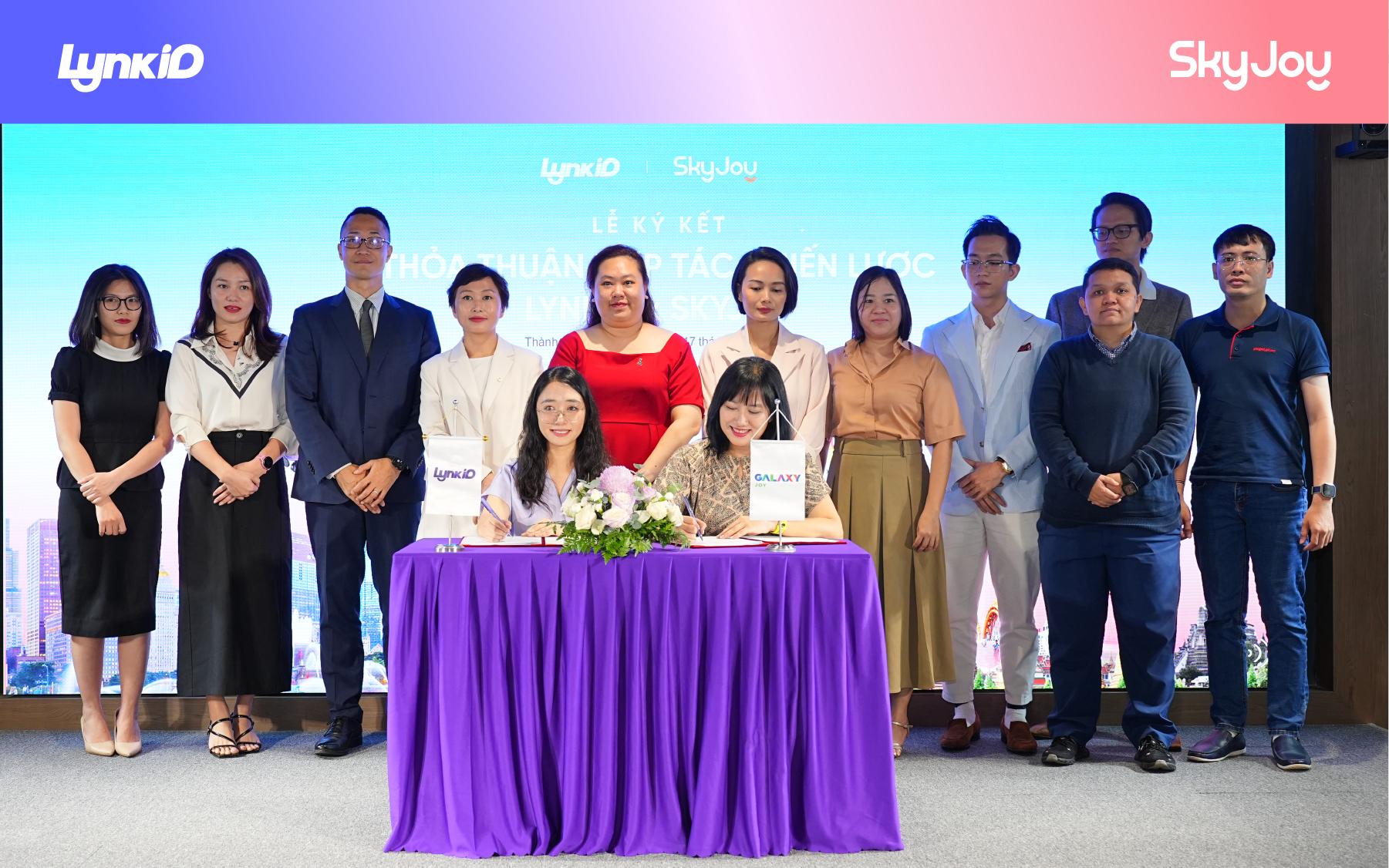Lễ ký kết LynkiD x SkyJoy – Hai ông lớn công nghệ loyalty chính thức bắt tay- Ảnh 3. Lễ ký kết LynkiD x SkyJoy – Hai ông lớn công nghệ loyalty chính thức bắt tay- Ảnh 3.