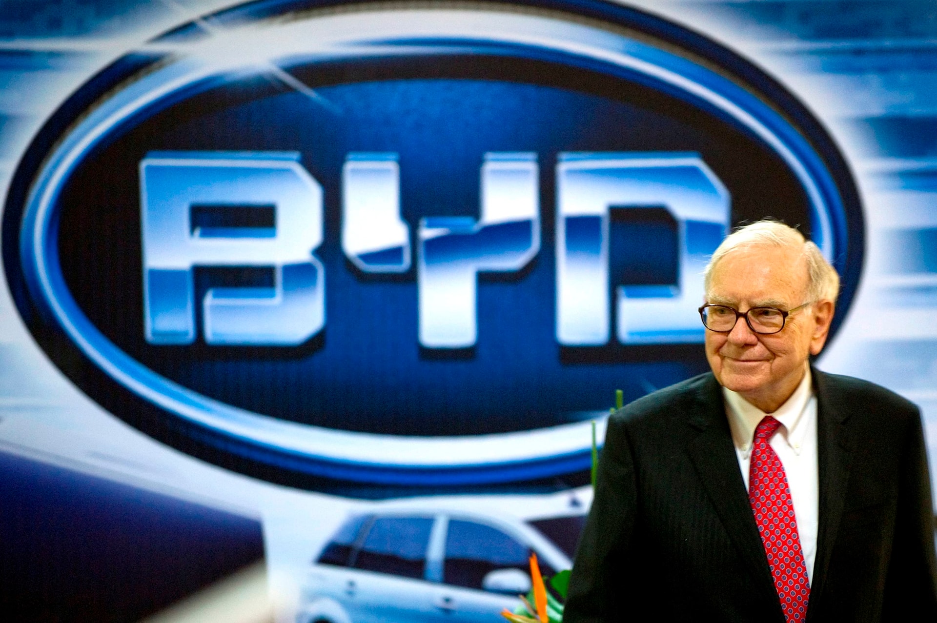 Warren Buffett chính thức rút toàn bộ vốn khỏi hãng xe điện BYD dù tỷ suất sinh lời đến 3.890%- Ảnh 1.