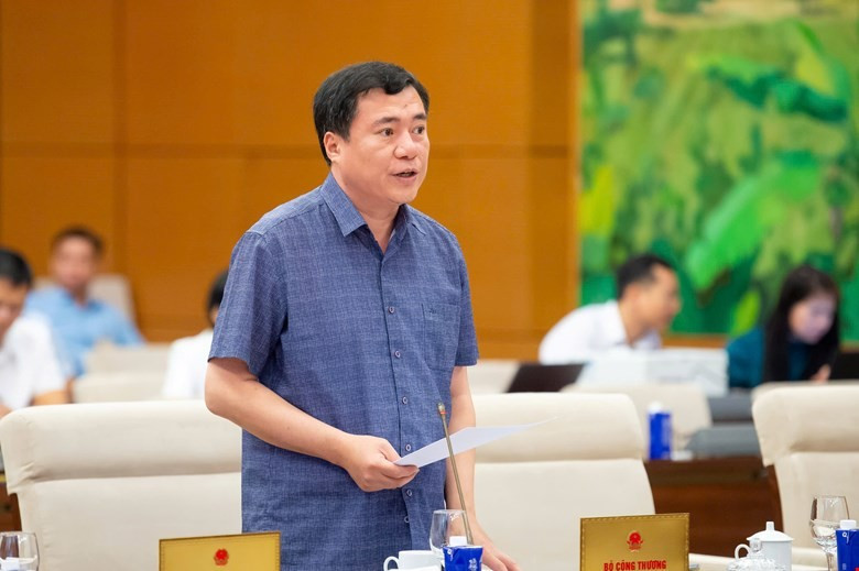 Thứ trưởng Bộ Công thương cảnh báo livestream bán kẹo rau củ, thổi phồng sản phẩm- Ảnh 1. Thứ trưởng Bộ Công thương cảnh báo livestream bán kẹo rau củ, thổi phồng sản phẩm- Ảnh 1.