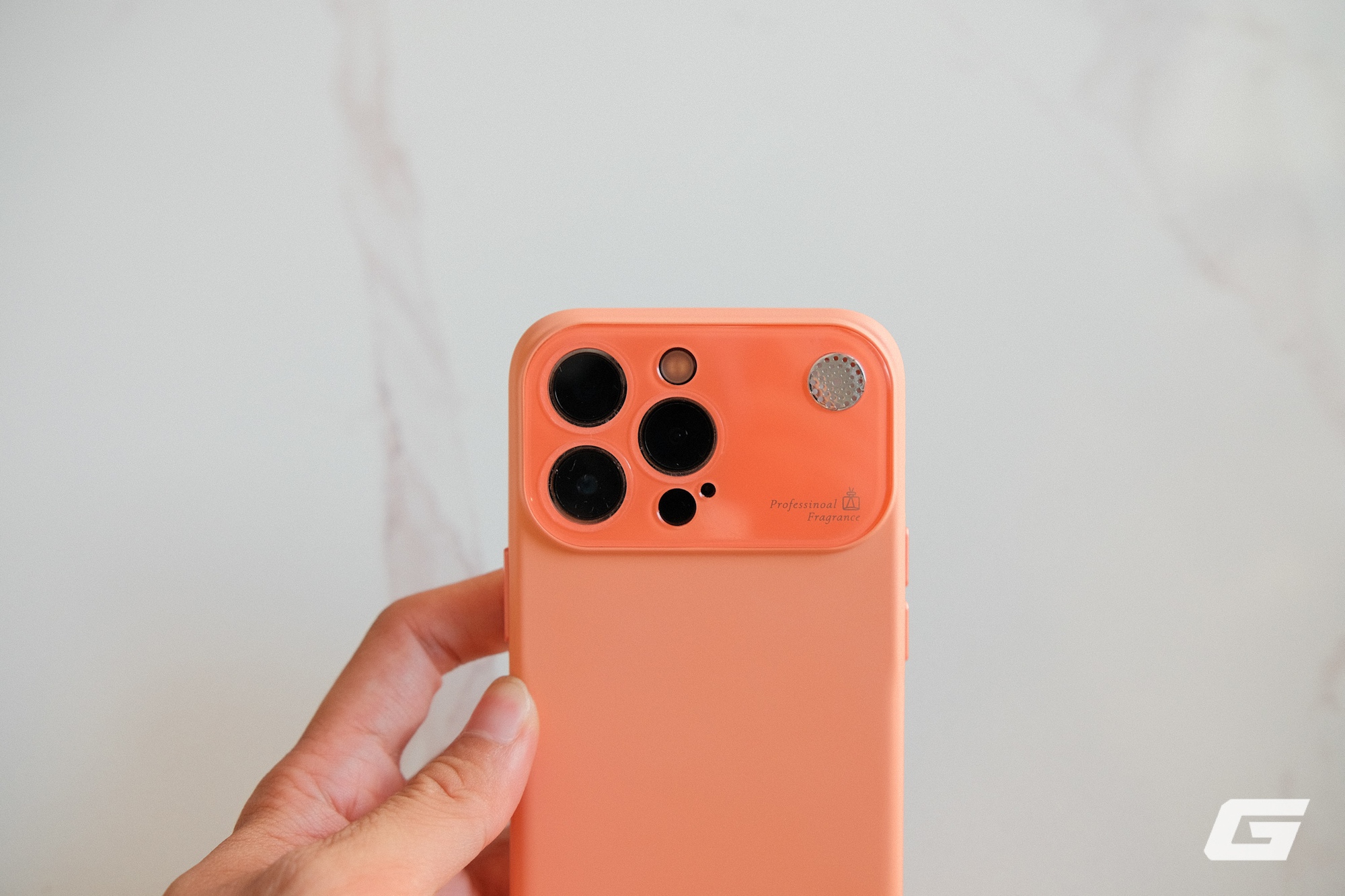 Tôi mua ốp lưng giống iPhone 17 Pro cho máy cũ, không phải để “đú” mà thực sự có tác dụng thực tiễn này- Ảnh 7. Tôi mua ốp lưng giống iPhone 17 Pro cho máy cũ, không phải để “đú” mà thực sự có tác dụng thực tiễn này- Ảnh 7.