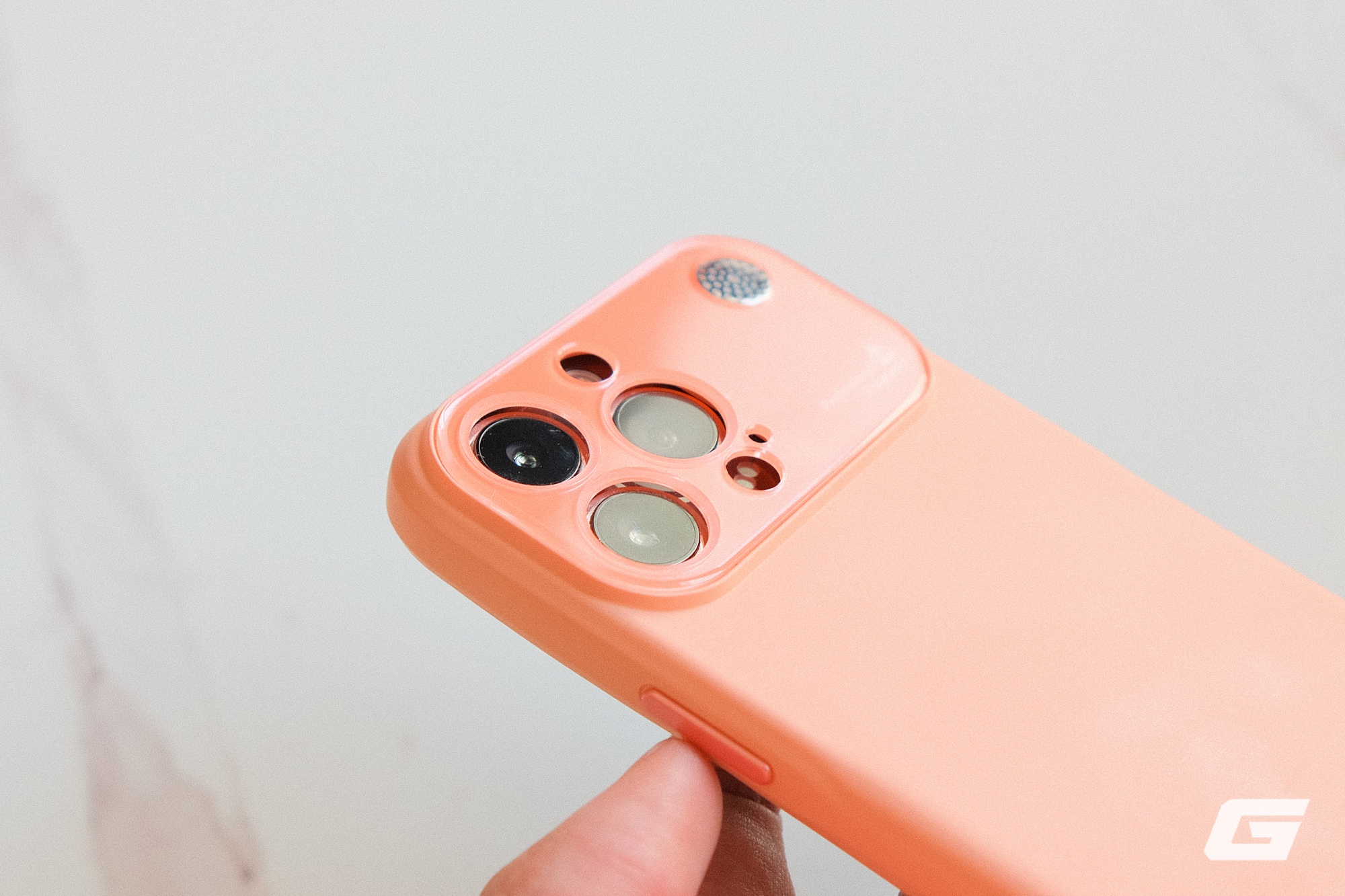Tôi mua ốp lưng giống iPhone 17 Pro cho máy cũ, không phải để “đú” mà thực sự có tác dụng thực tiễn này- Ảnh 8. Tôi mua ốp lưng giống iPhone 17 Pro cho máy cũ, không phải để “đú” mà thực sự có tác dụng thực tiễn này- Ảnh 8.