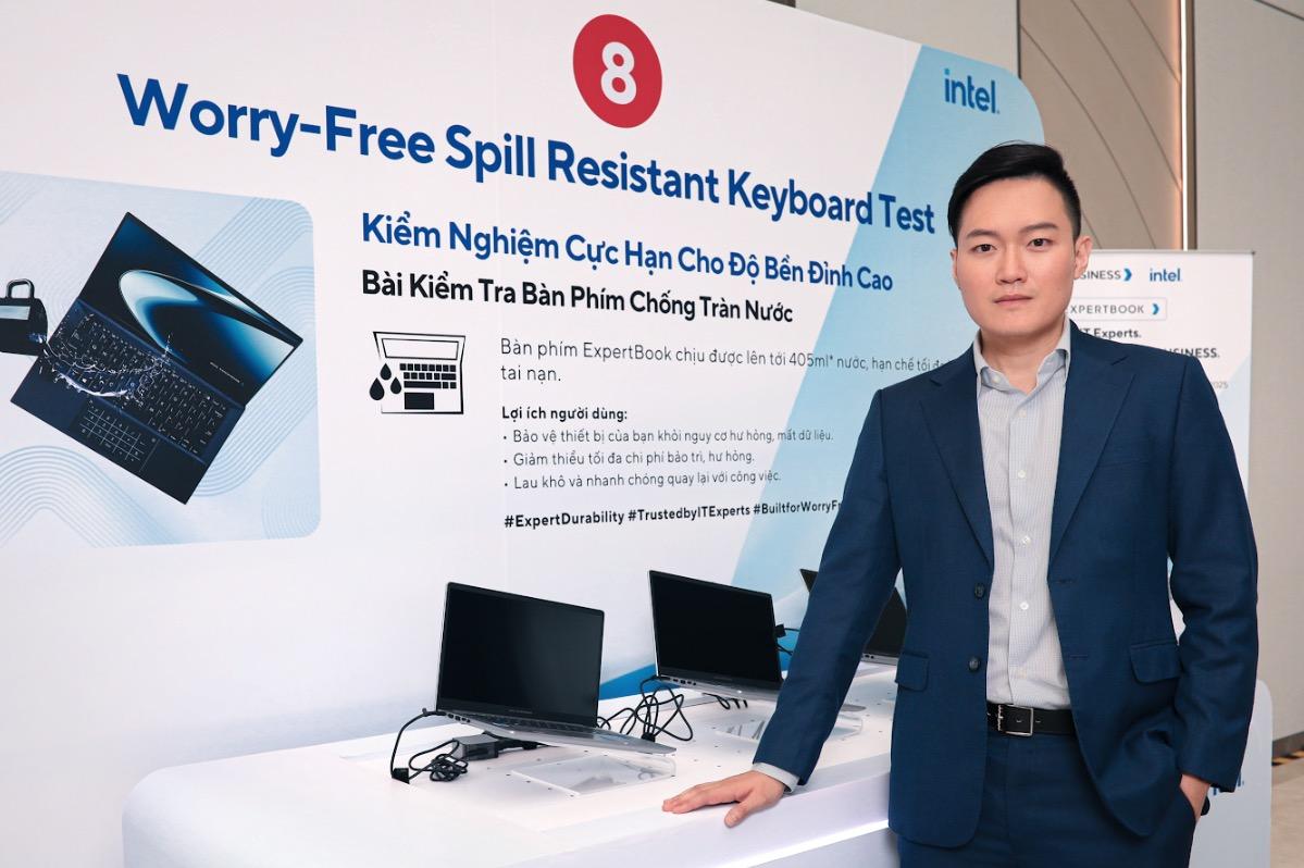 Sếp ASUS: Chúng tôi đặt mục tiêu dẫn đầu PC doanh nghiệp tại Việt Nam vào năm 2028, đưa AI trở thành công cụ thiết thực cho mọi SMB- Ảnh 2. Sếp ASUS: Chúng tôi đặt mục tiêu dẫn đầu PC doanh nghiệp tại Việt Nam vào năm 2028, đưa AI trở thành công cụ thiết thực cho mọi SMB- Ảnh 2.