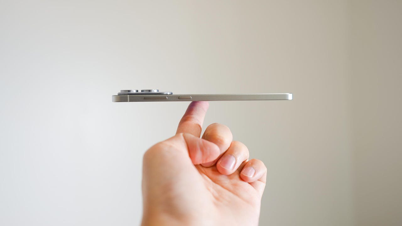Galaxy S25 Edge.jpg Galaxy S25 Edge.jpg