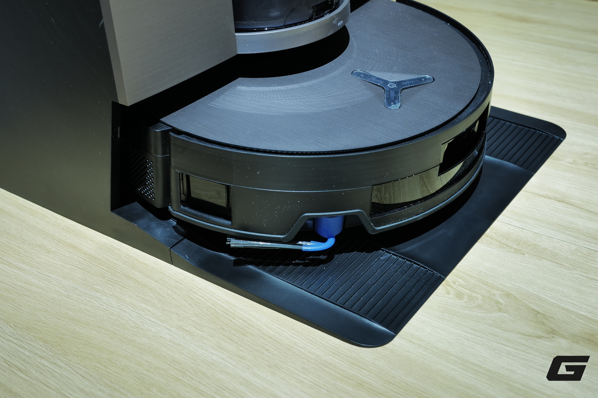 Thị trường Việt Nam đón chào robot hút bụi đầu tiên thân thiện với môi trường: Không túi đựng rác, 1 lần sạc làm sạch được 1.000m2- Ảnh 15.