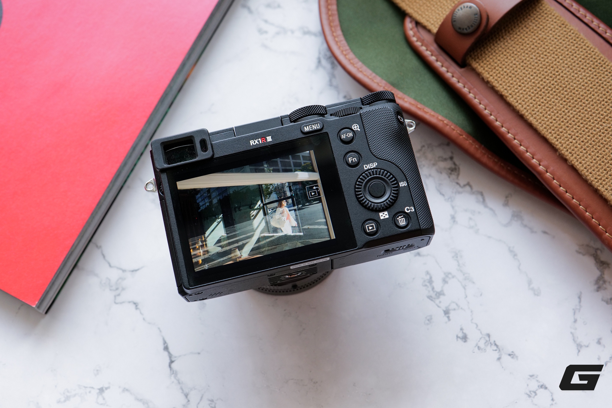 Trải nghiệm Sony RX1R III: Cầm nhỏ gọn, ảnh 61MP "nét căng" nhưng lại có một điểm yếu đáng để tâm này- Ảnh 6.
