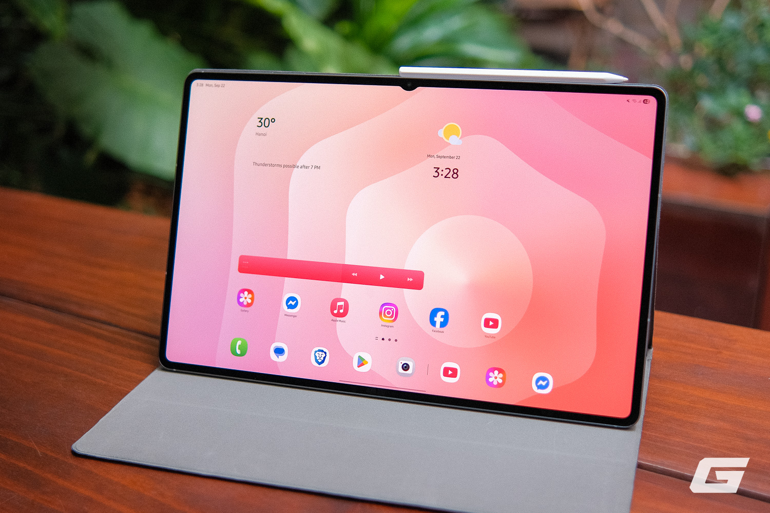 Trên tay Samsung Galaxy Tab S11 Ultra: Màn hình 14.6 inch siêu đẹp, thiết kế mỏng nhẹ, pin lớn và DeX mới nâng cấp- Ảnh 2.