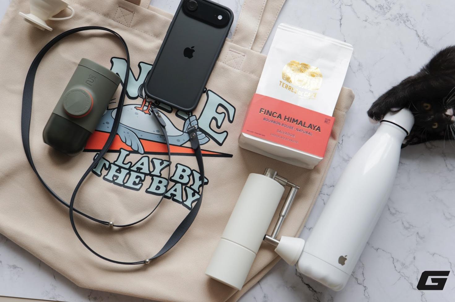 Trên tay ốp Bumper và dây đeo vai iPhone Air: Combo hài hoà vừa bảo vệ vừa đủ lại tôn vinh vẻ đẹp thiết kế- Ảnh 21.