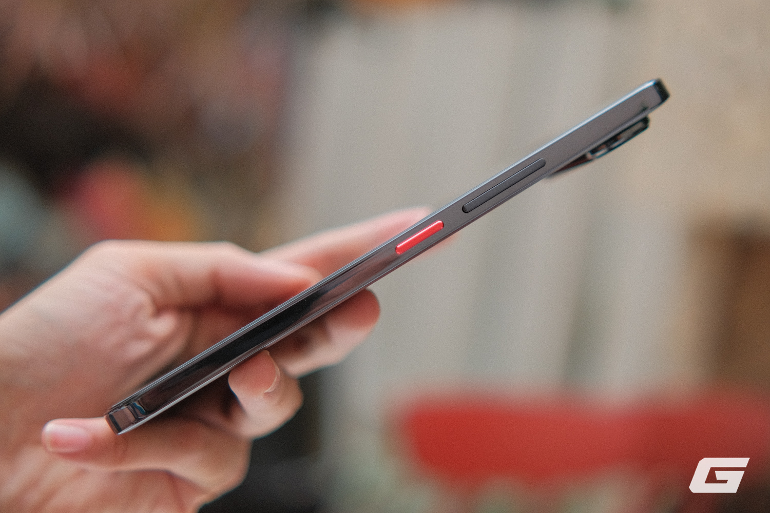 Đây là 'iPhone Air' của người lương 5 triệu- Ảnh 4.
