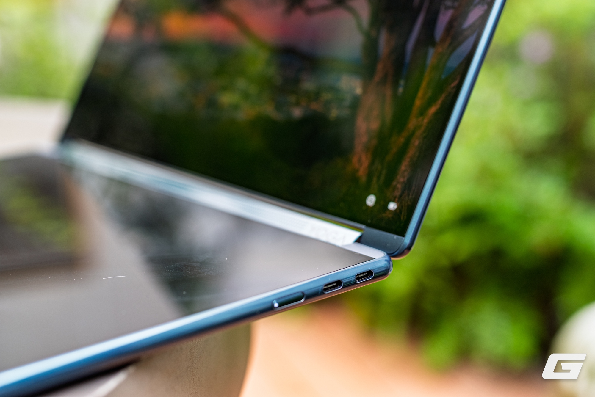Trải nghiệm nhanh Lenovo Yoga Book 9i Gen 10: Màn hình kép, hiệu năng cao cùng loạt trải nghiệm sáng tạo linh hoạt, ai sẽ là người cần?- Ảnh 12. Trải nghiệm nhanh Lenovo Yoga Book 9i Gen 10: Màn hình kép, hiệu năng cao cùng loạt trải nghiệm sáng tạo linh hoạt, ai sẽ là người cần?- Ảnh 12.