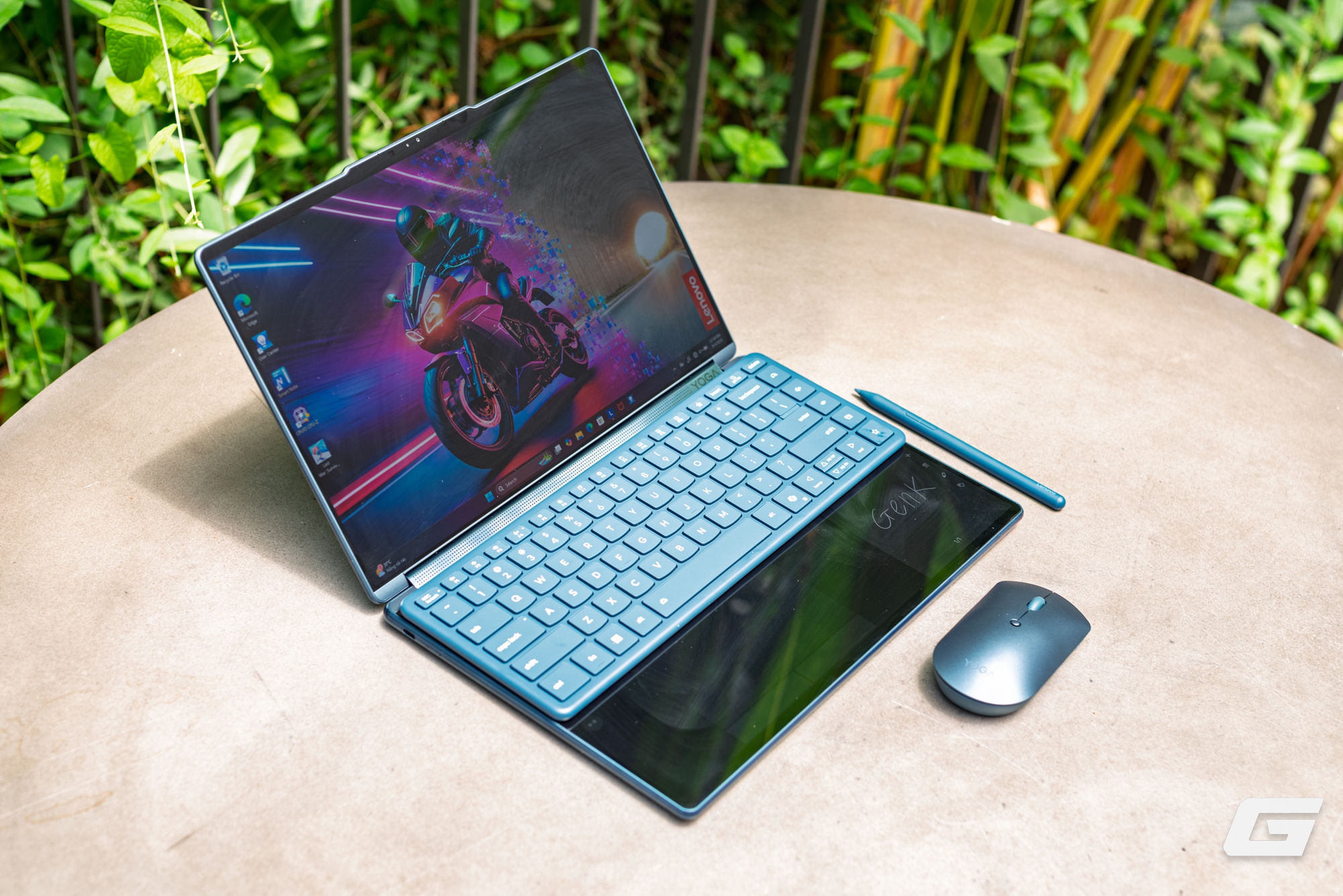Trải nghiệm nhanh Lenovo Yoga Book 9i Gen 10: Màn hình kép, hiệu năng cao cùng loạt trải nghiệm sáng tạo linh hoạt, ai sẽ là người cần?- Ảnh 26. Trải nghiệm nhanh Lenovo Yoga Book 9i Gen 10: Màn hình kép, hiệu năng cao cùng loạt trải nghiệm sáng tạo linh hoạt, ai sẽ là người cần?- Ảnh 26.