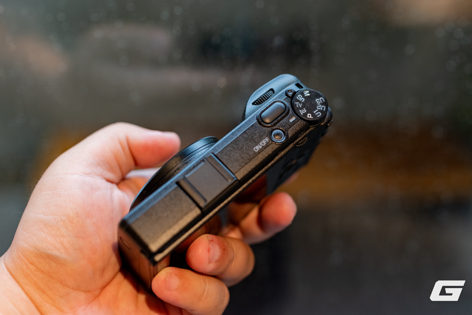 Cận cảnh Ricoh GR IV: “Chiến binh” đường phố đã trở lại và lợi hại hơn xưa- Ảnh 16.