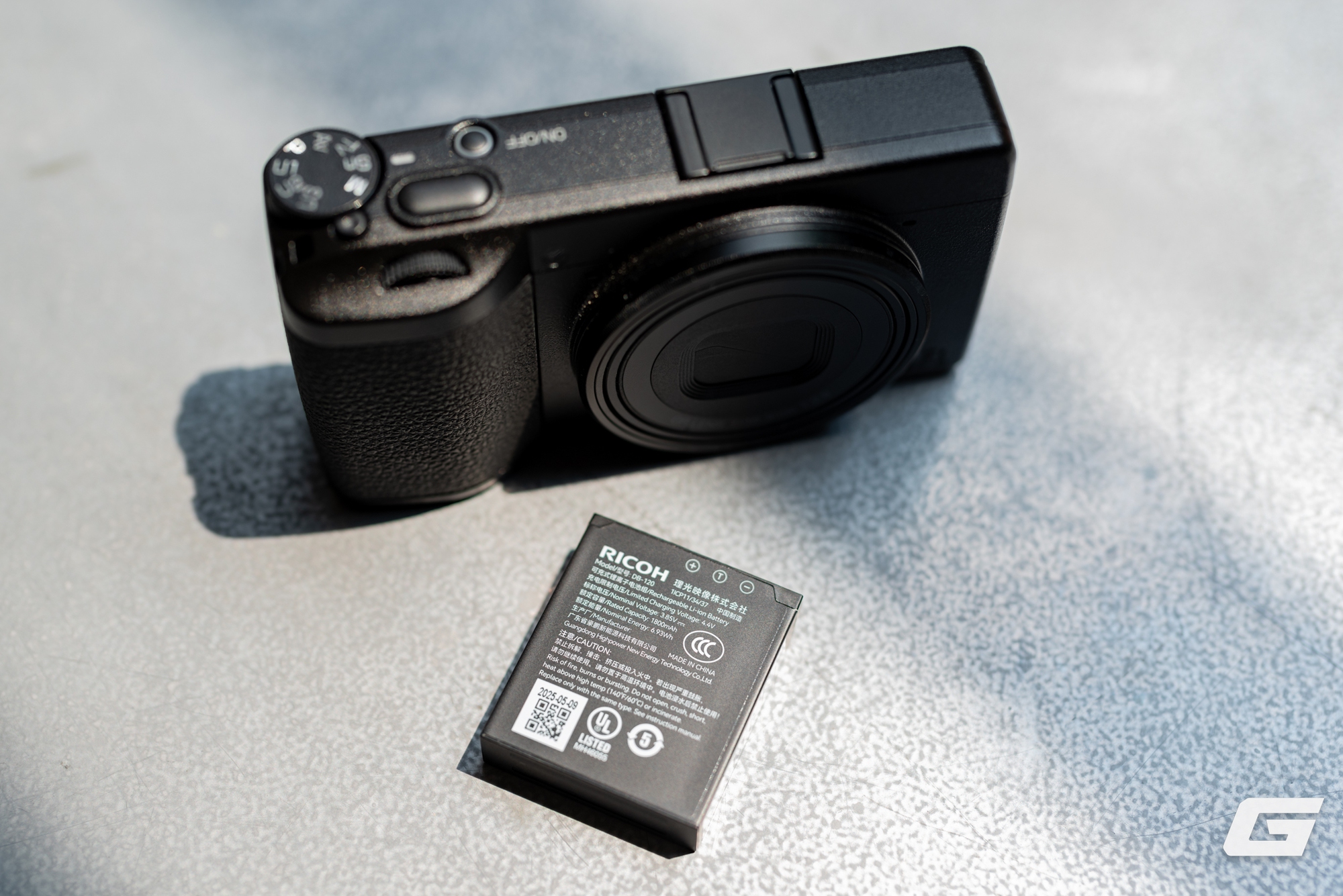 Cận cảnh Ricoh GR IV: “Chiến binh” đường phố đã trở lại và lợi hại hơn xưa- Ảnh 13.
