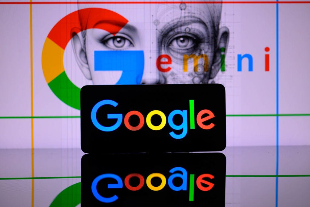 Google nhận phán quyết từ tòa án: Phải chia sẻ dữ liệu cho đối thủ, tưởng phạt nặng mà sao ai cũng vui- Ảnh 2. Google nhận phán quyết từ tòa án: Phải chia sẻ dữ liệu cho đối thủ, tưởng phạt nặng mà sao ai cũng vui- Ảnh 2.