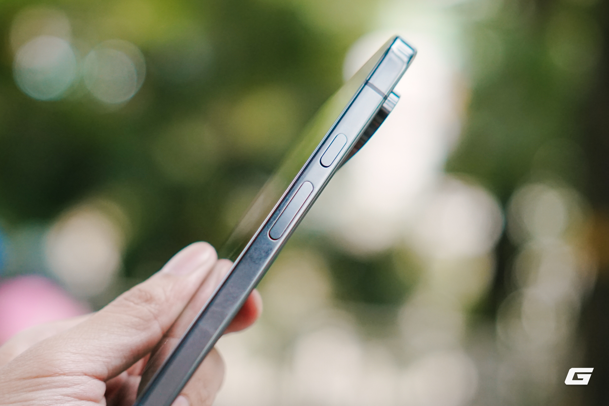 Trên Tay Pixel 10 Pro Xl: Trên Tay Pixel 10 Pro Xl: