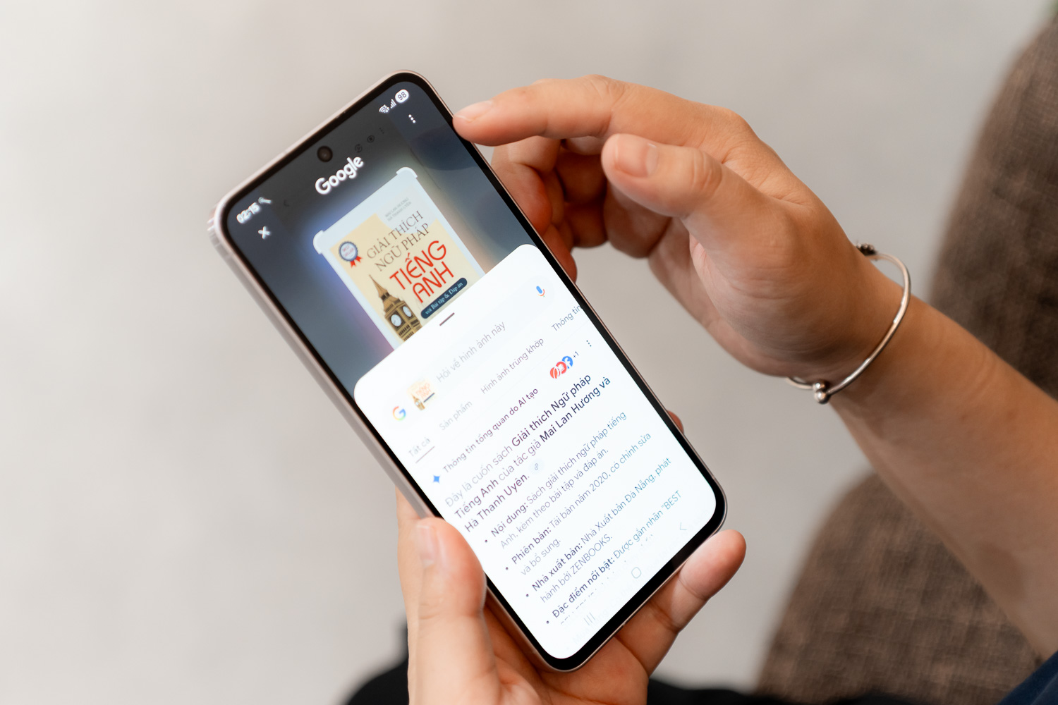 “Đồ dùng học tập” đúng chuẩn 2025: Không phải sách, vở, bút, thước mà là smartphone- Ảnh 3. “Đồ dùng học tập” đúng chuẩn 2025: Không phải sách, vở, bút, thước mà là smartphone- Ảnh 3.