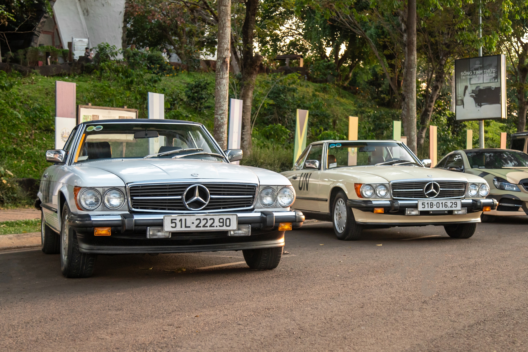 Mercedes-Benz 300 SL triệu đô bất ngờ xuất hiện tại Việt Nam, CĐM lập tức gọi tên một người xứng đáng làm chủ nhân siêu phẩm- Ảnh 9. Mercedes-Benz 300 SL triệu đô bất ngờ xuất hiện tại Việt Nam, CĐM lập tức gọi tên một người xứng đáng làm chủ nhân siêu phẩm- Ảnh 9.