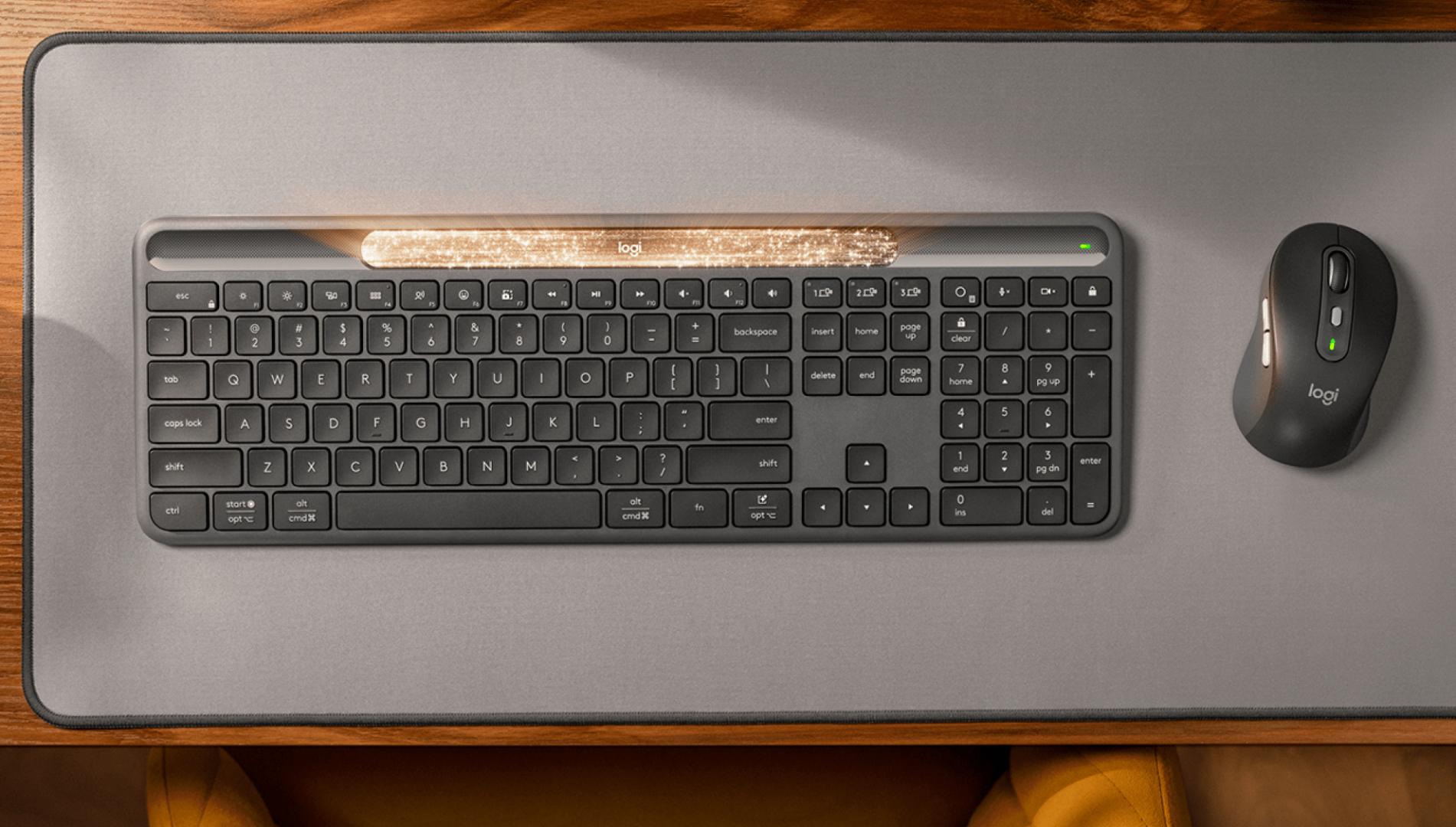 Sắp có bàn phím Logitech chạy bằng năng lượng mặt trời, dùng 10 năm mới hết pin- Ảnh 1. Sắp có bàn phím Logitech chạy bằng năng lượng mặt trời, dùng 10 năm mới hết pin- Ảnh 1.