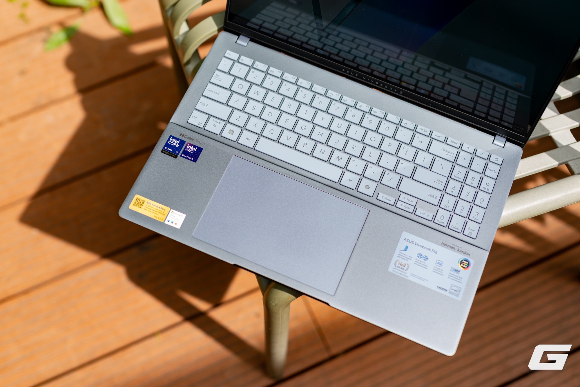 Đây là bộ đôi ASUS Vivobook S5: Kẻ thì intel, người lại AMD, 14 hay 16 inch cho mùa tựu trường?- Ảnh 12. Đây là bộ đôi ASUS Vivobook S5: Kẻ thì intel, người lại AMD, 14 hay 16 inch cho mùa tựu trường?- Ảnh 12.