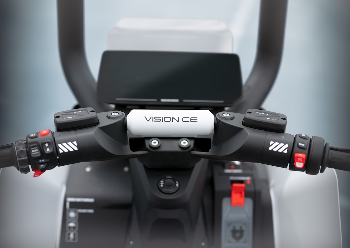 BMW tái định nghĩa an toàn của xe máy điện với Vision CE: Có dây đai an toàn, tự cân bằng và không cần đội mũ bảo hiểm- Ảnh 12. BMW tái định nghĩa an toàn của xe máy điện với Vision CE: Có dây đai an toàn, tự cân bằng và không cần đội mũ bảo hiểm- Ảnh 12.