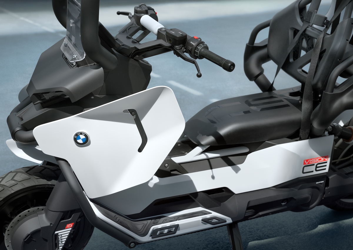 BMW tái định nghĩa an toàn của xe máy điện với Vision CE: Có dây đai an toàn, tự cân bằng và không cần đội mũ bảo hiểm- Ảnh 11. BMW tái định nghĩa an toàn của xe máy điện với Vision CE: Có dây đai an toàn, tự cân bằng và không cần đội mũ bảo hiểm- Ảnh 11.