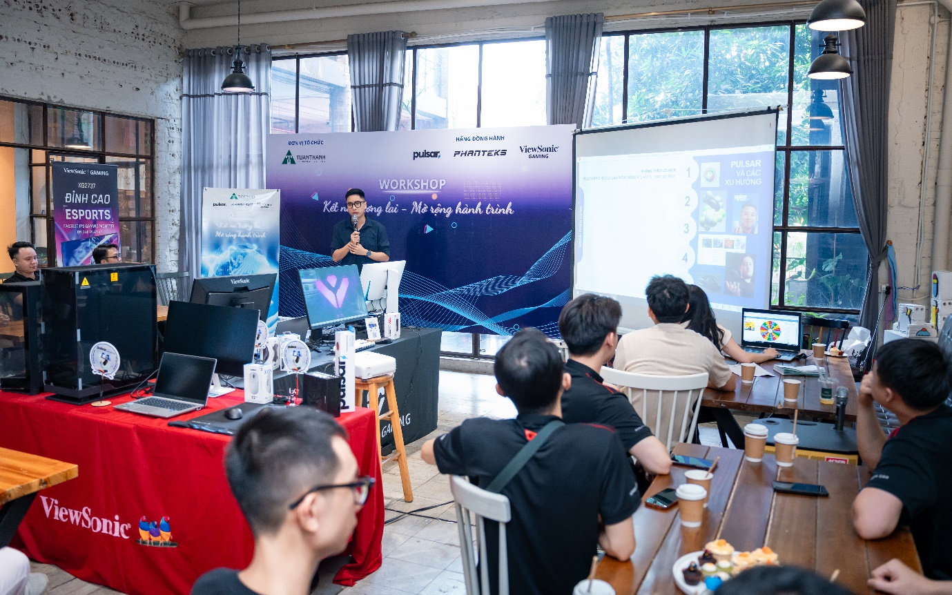 Workshop tháng 8/2025: Tuấn Thành kết nối công nghệ đến gần hơn với khách hàng Việt- Ảnh 2. Workshop tháng 8/2025: Tuấn Thành kết nối công nghệ đến gần hơn với khách hàng Việt- Ảnh 2.