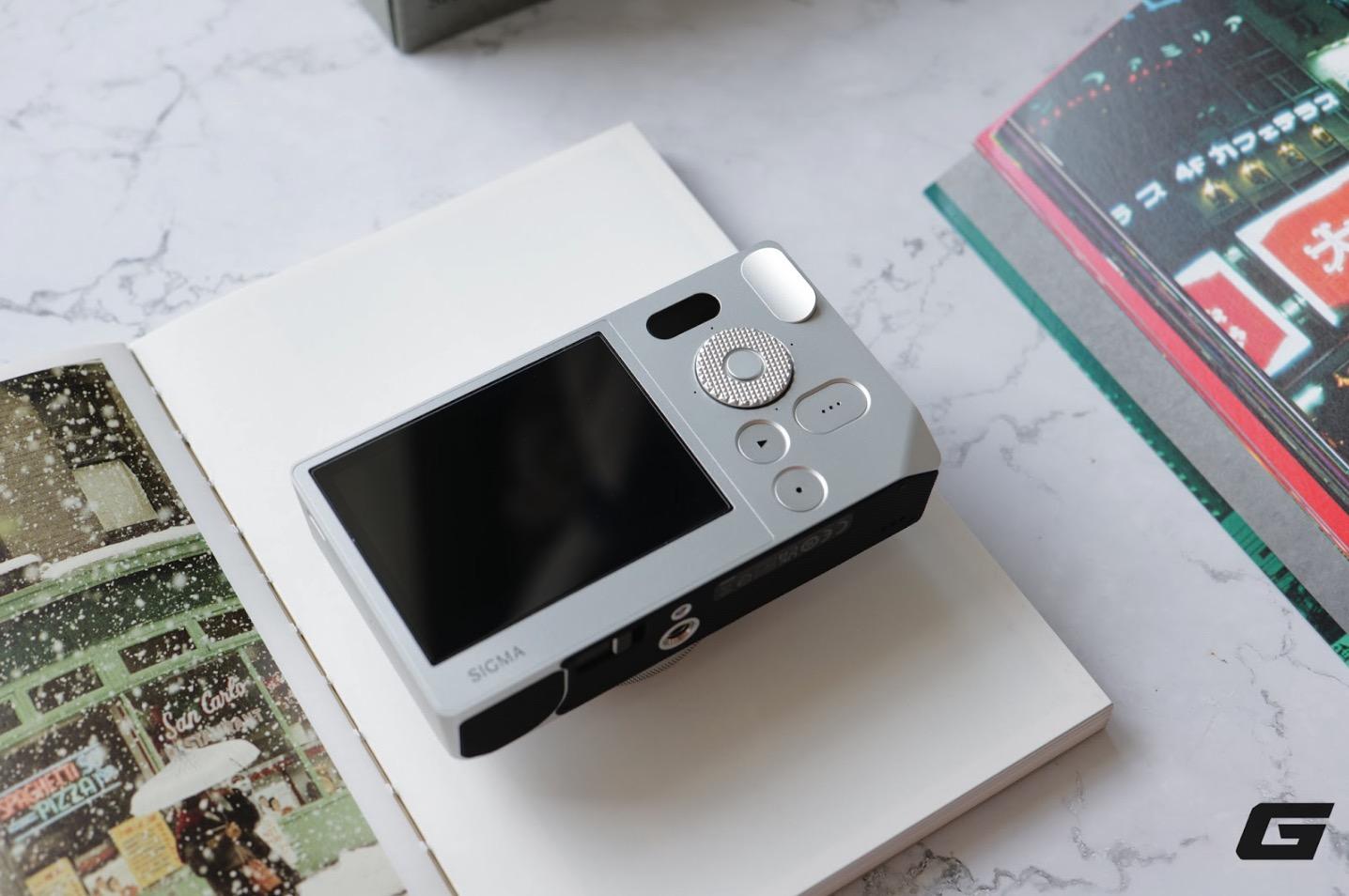 Mở hộp Sigma BF: chiếc máy full-frame chế tác từ nhôm nguyên khối, siêu tối giản nhưng thấm đẫm tinh thần Nhật Bản- Ảnh 24. Mở hộp Sigma BF: chiếc máy full-frame chế tác từ nhôm nguyên khối, siêu tối giản nhưng thấm đẫm tinh thần Nhật Bản- Ảnh 24.